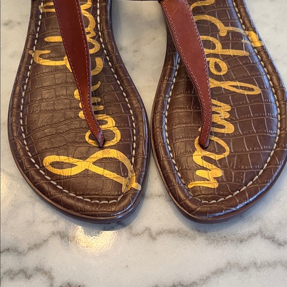 Sam Edelman Brown Leather Gigi T Strap Sandals - Picture 2 of 6